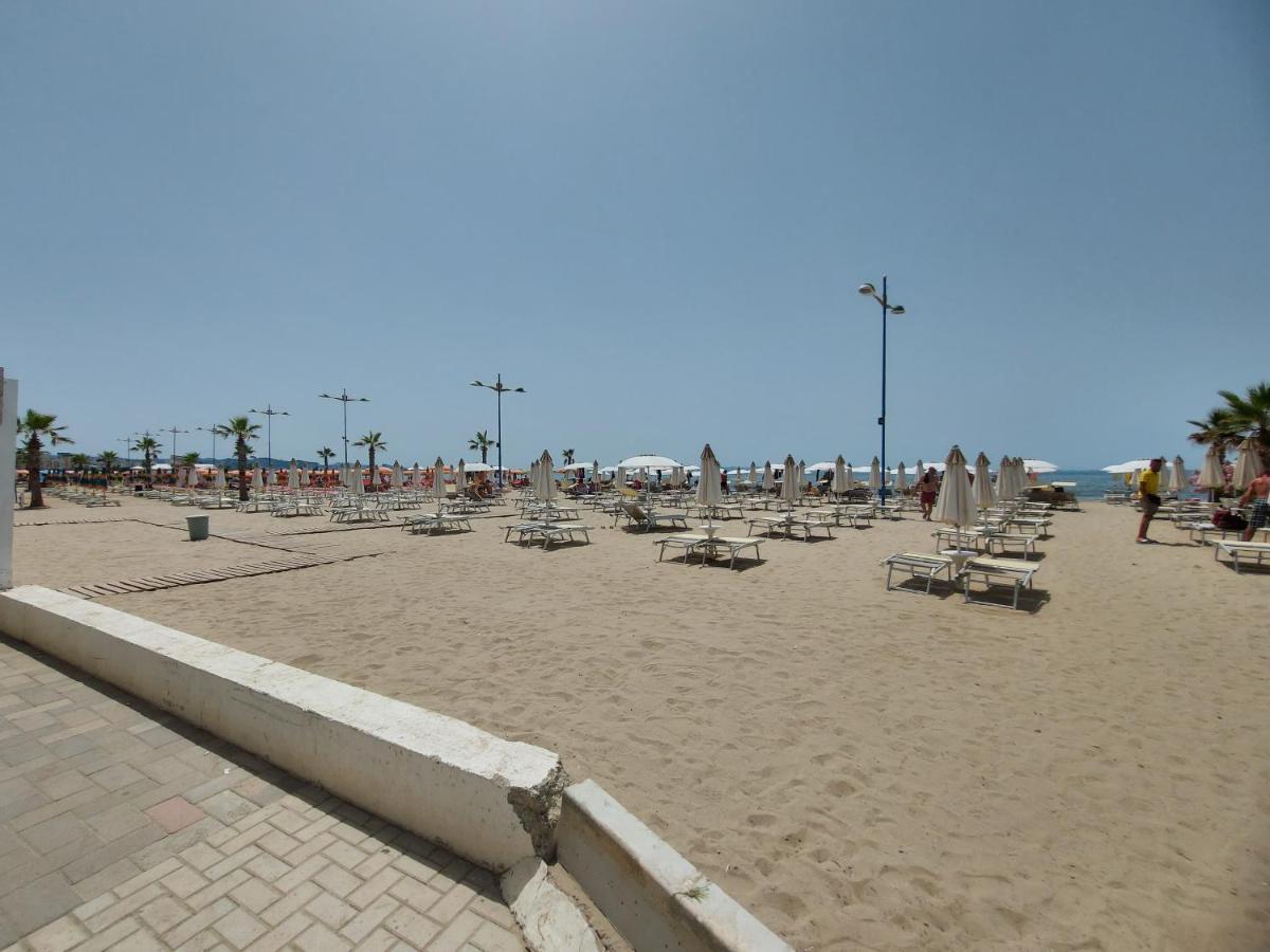 Bral Apartment 7 - Two-Bedroom With Seaview Durrës Exterior foto